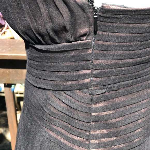 Dress - Picture 6 of 8